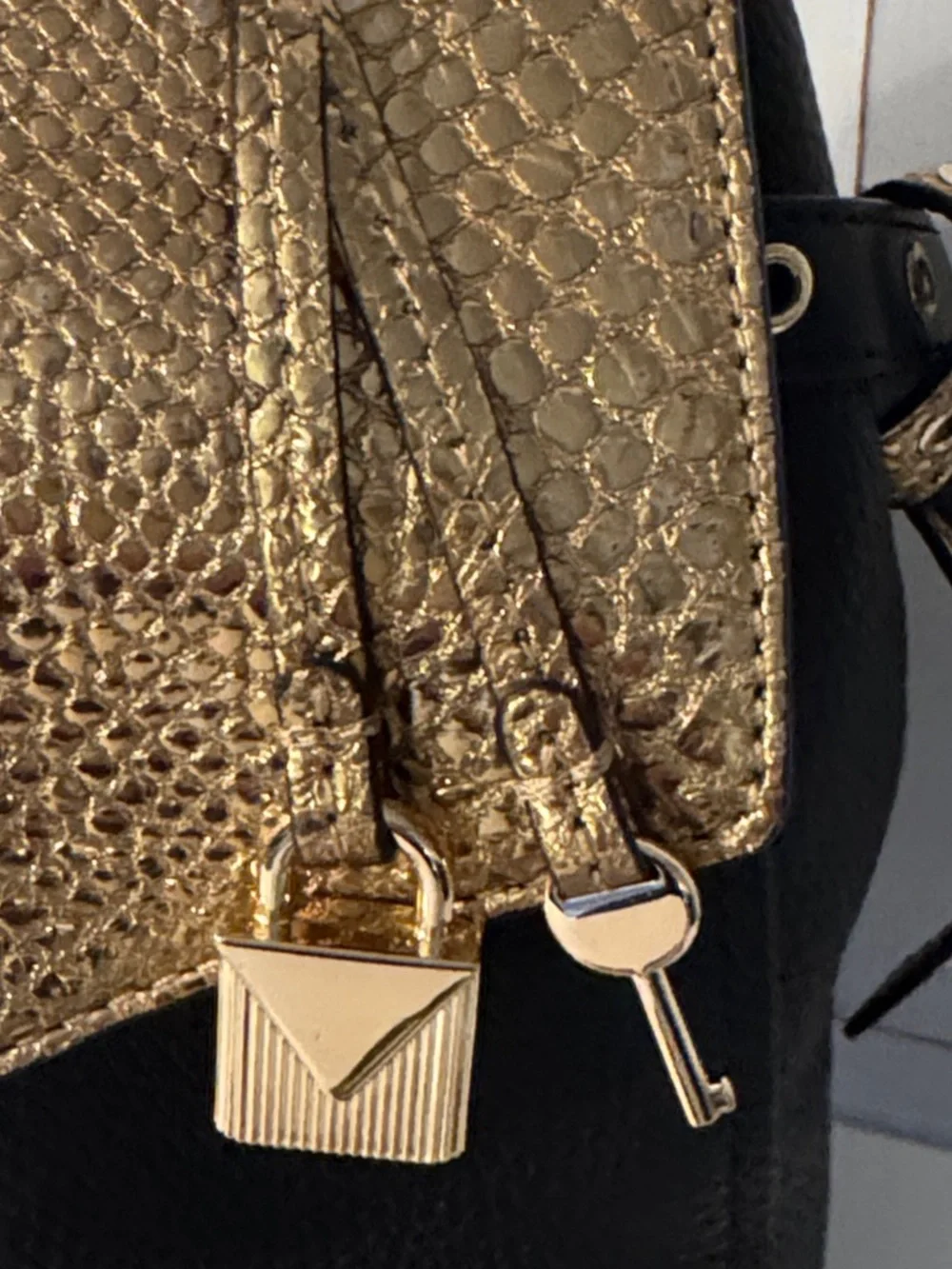 Michael Kors Bristol Black Metallic Gold Snake Embossed Leather Purse Bag - Picture 6 of 10